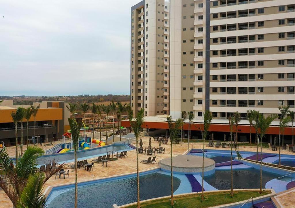 Enjoy Solar Das Aguas Park Resort Olímpia Eksteriør billede Residential complex in the city