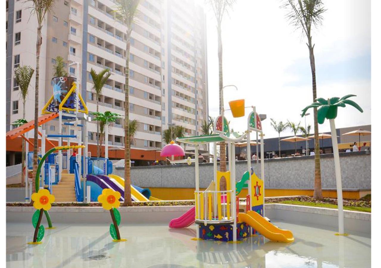 Enjoy Solar Das Aguas Park Resort Olímpia Eksteriør billede Playground in the complex