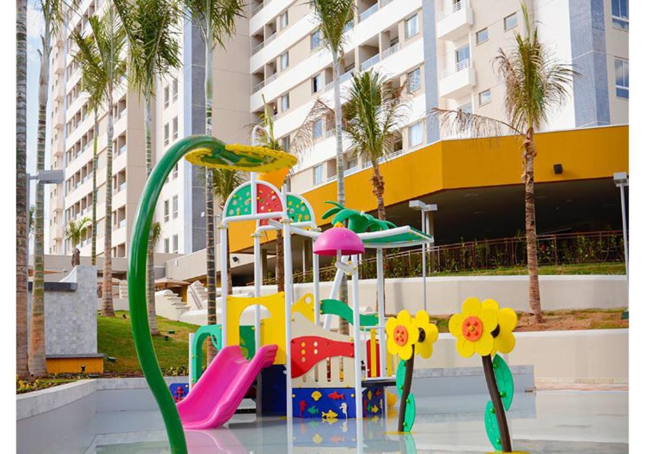 Enjoy Solar Das Aguas Park Resort Olímpia Eksteriør billede Playground at the complex