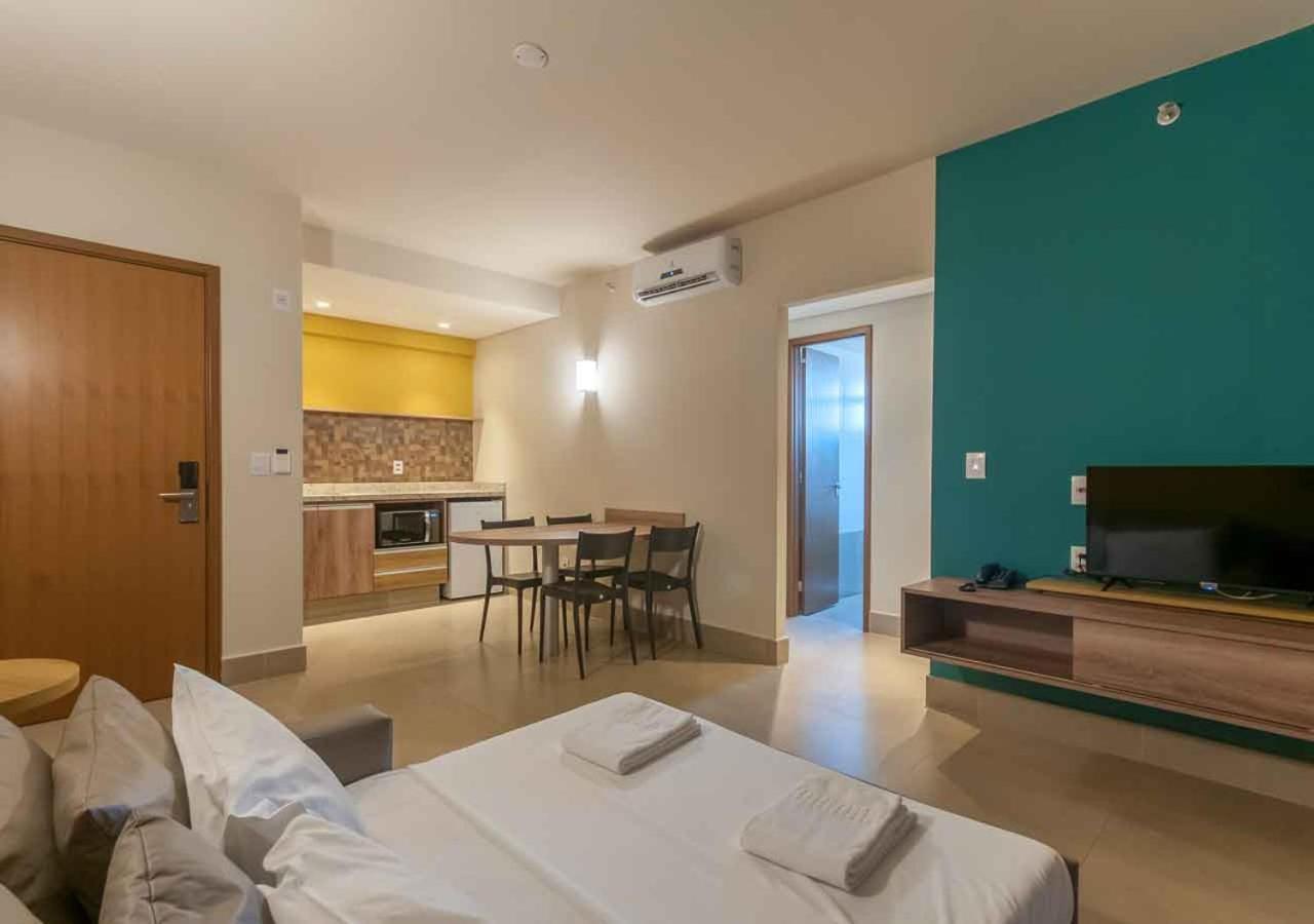 Enjoy Solar Das Aguas Park Resort Olímpia Eksteriør billede A typical studio apartment