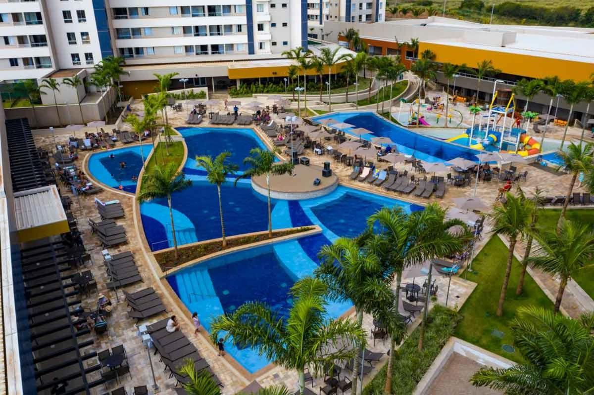 Enjoy Solar Das Aguas Park Resort Olímpia Eksteriør billede The swimming pool at the resort